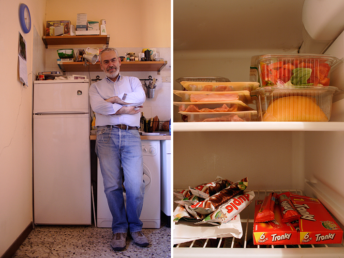 © Ambra Zeni, 2007, Milano, Famiglia che vai Frigo che trovi - Giuliano - SEPARATO